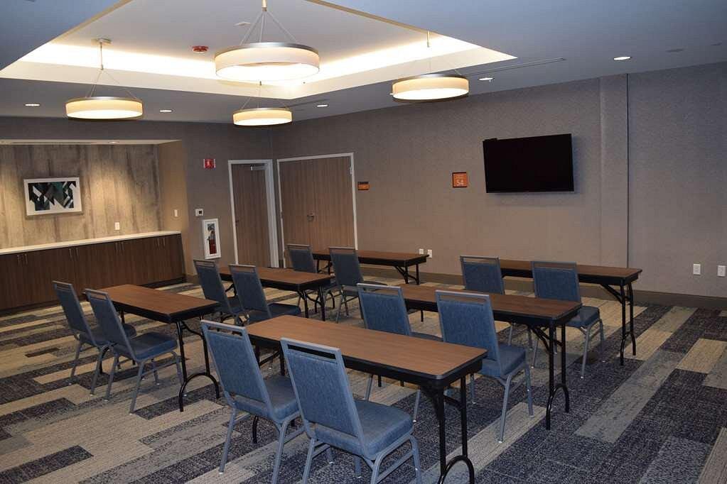 La Quinta Inn & Suites By Wyndham Middletown Exterior foto